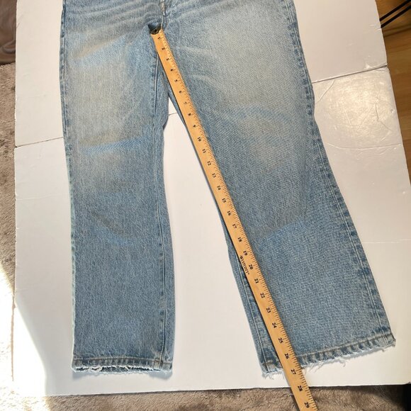 Urban Outfitters BDG Boot Cut High Rise Medium Light Wash Jeans Size 29 - Picture 8 of 9